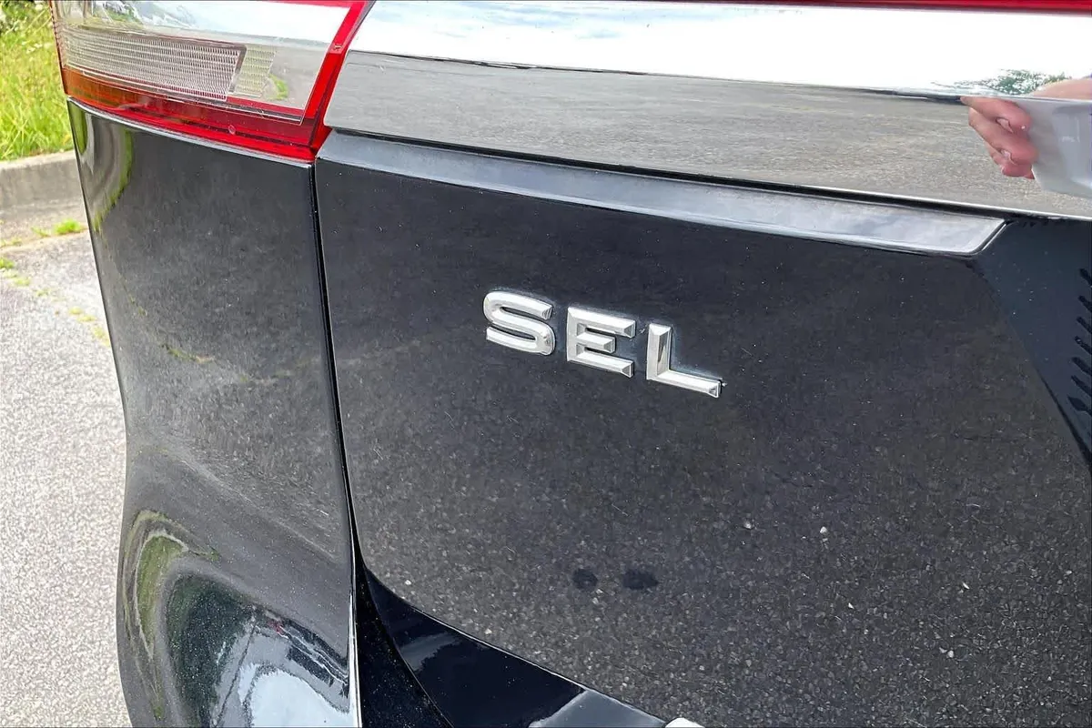 2019 Volkswagen Atlas 3.6L V6 SEL thumbnail 10
