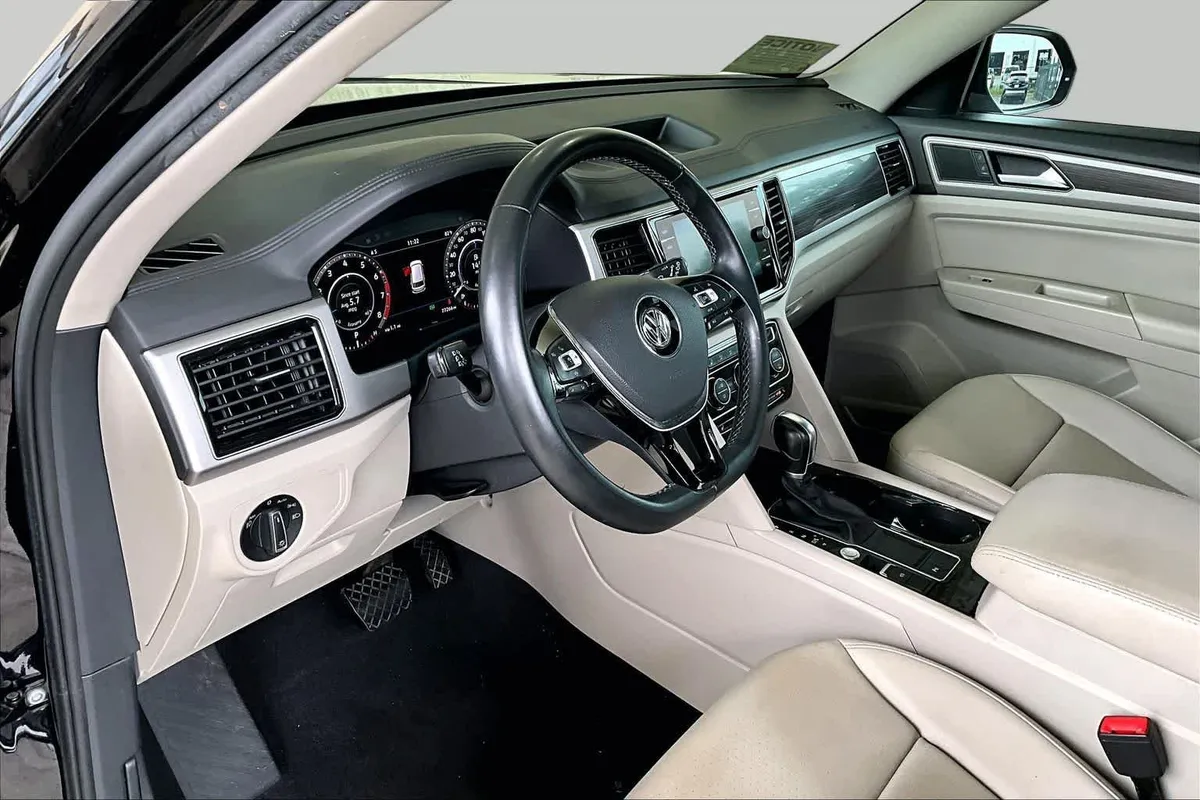 2019 Volkswagen Atlas 3.6L V6 SEL thumbnail 18