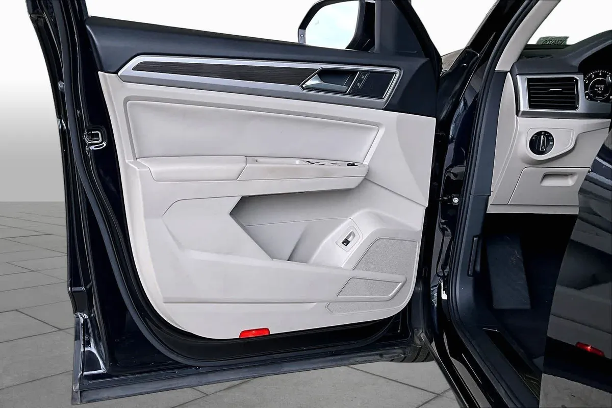 2019 Volkswagen Atlas 3.6L V6 SEL thumbnail 22