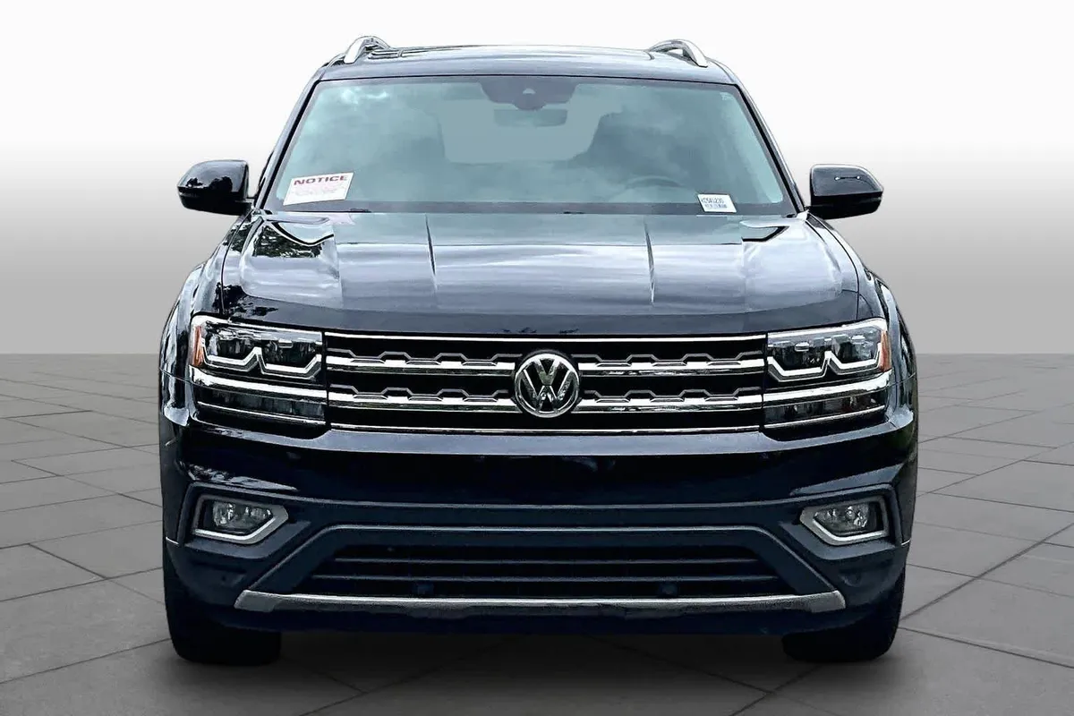 2019 Volkswagen Atlas 3.6L V6 SEL thumbnail 4