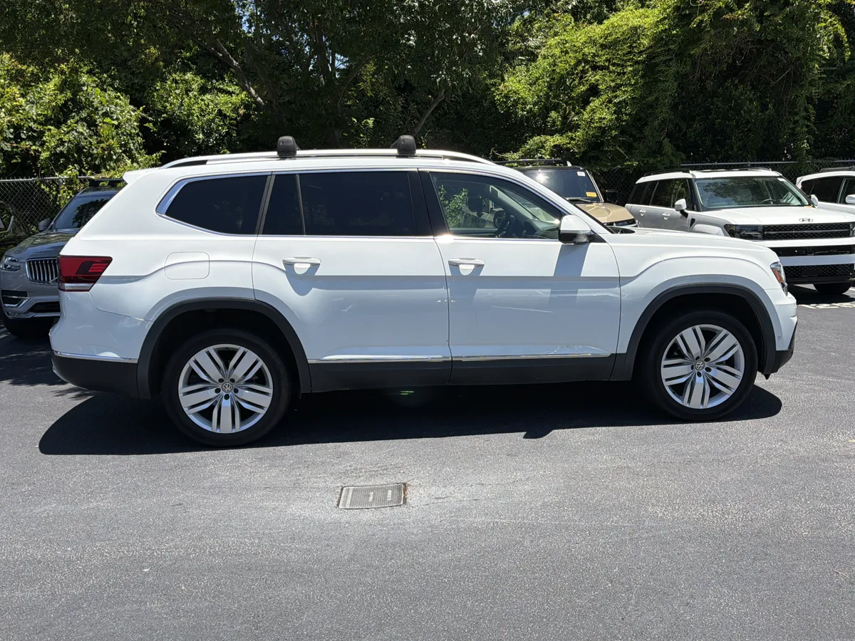 2019 Volkswagen Atlas 3.6L V6 SEL Premium 4MOTION thumbnail 11