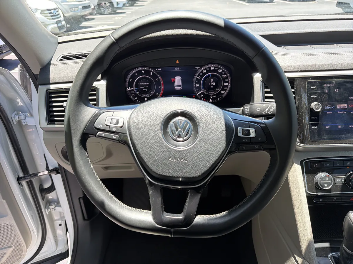 2019 Volkswagen Atlas 3.6L V6 SEL Premium 4MOTION thumbnail 21