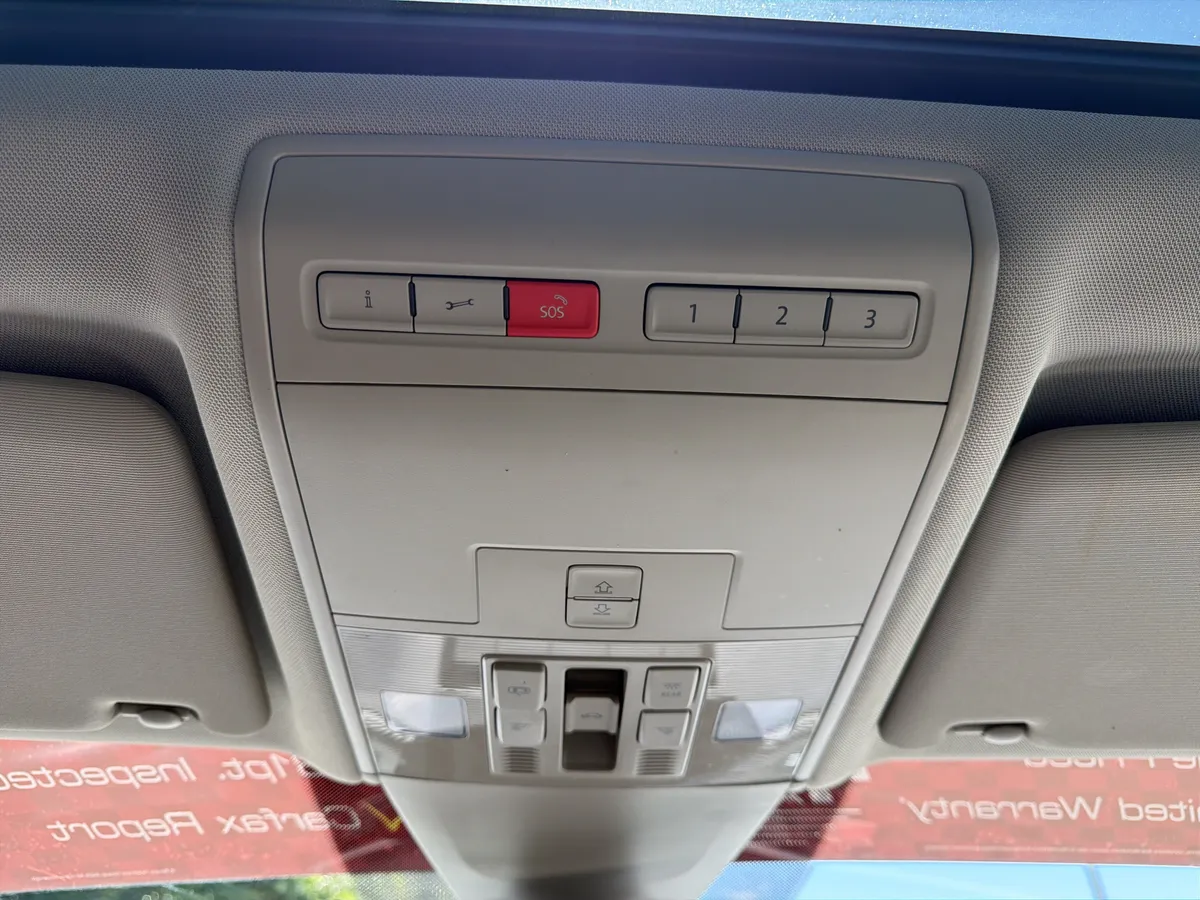 2019 Volkswagen Atlas 3.6L V6 SEL Premium 4MOTION thumbnail 30