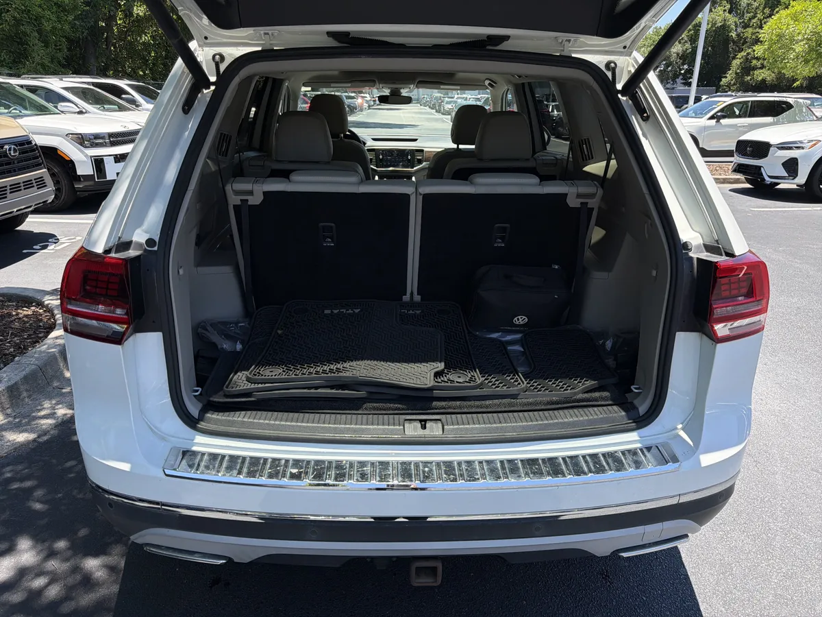 2019 Volkswagen Atlas 3.6L V6 SEL Premium 4MOTION thumbnail 33