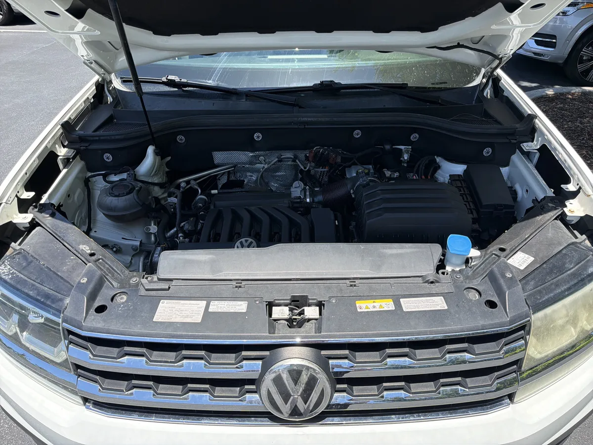 2019 Volkswagen Atlas 3.6L V6 SEL Premium 4MOTION thumbnail 36