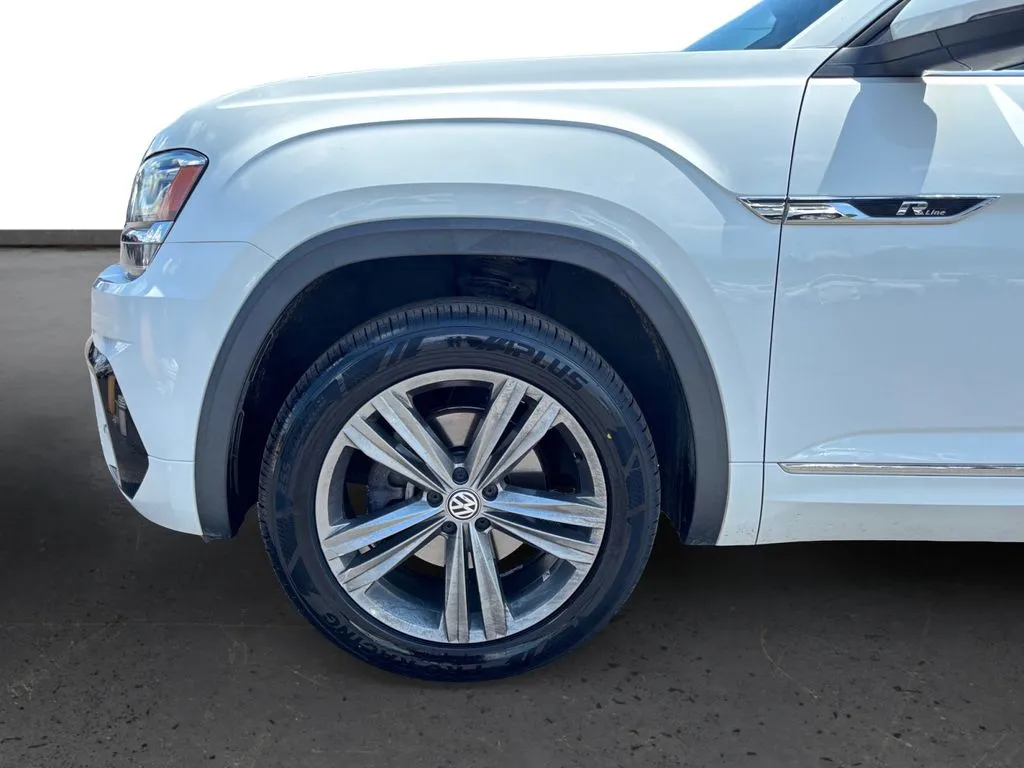 2019 Volkswagen Atlas 3.6L V6 SEL R-Line thumbnail 13