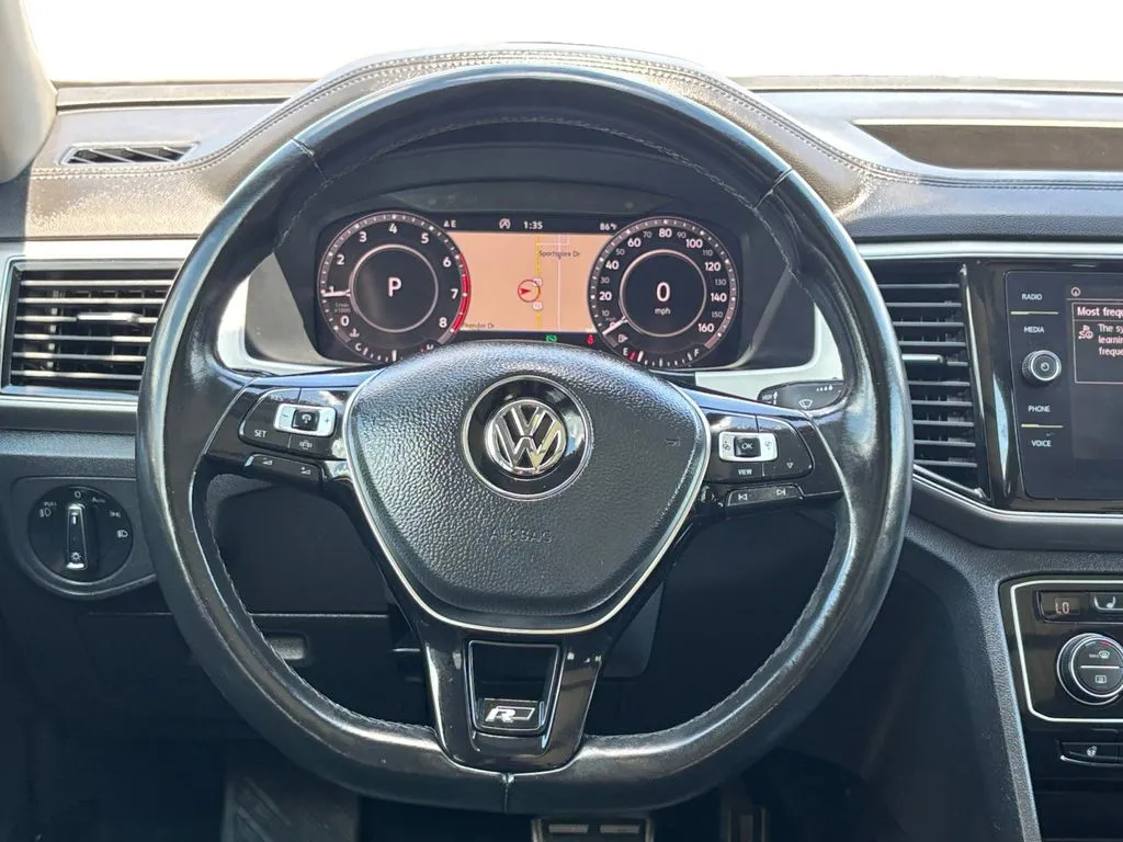 2019 Volkswagen Atlas 3.6L V6 SEL R-Line thumbnail 18