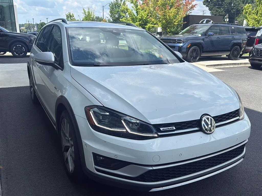 2019 VOLKSWAGEN GOLF ALLTRACK SEL thumbnail 2