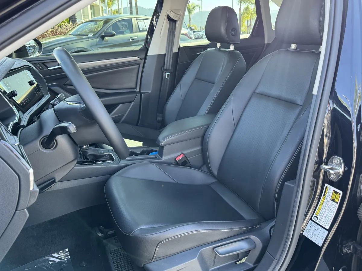 2019 Volkswagen Jetta SEL thumbnail 15