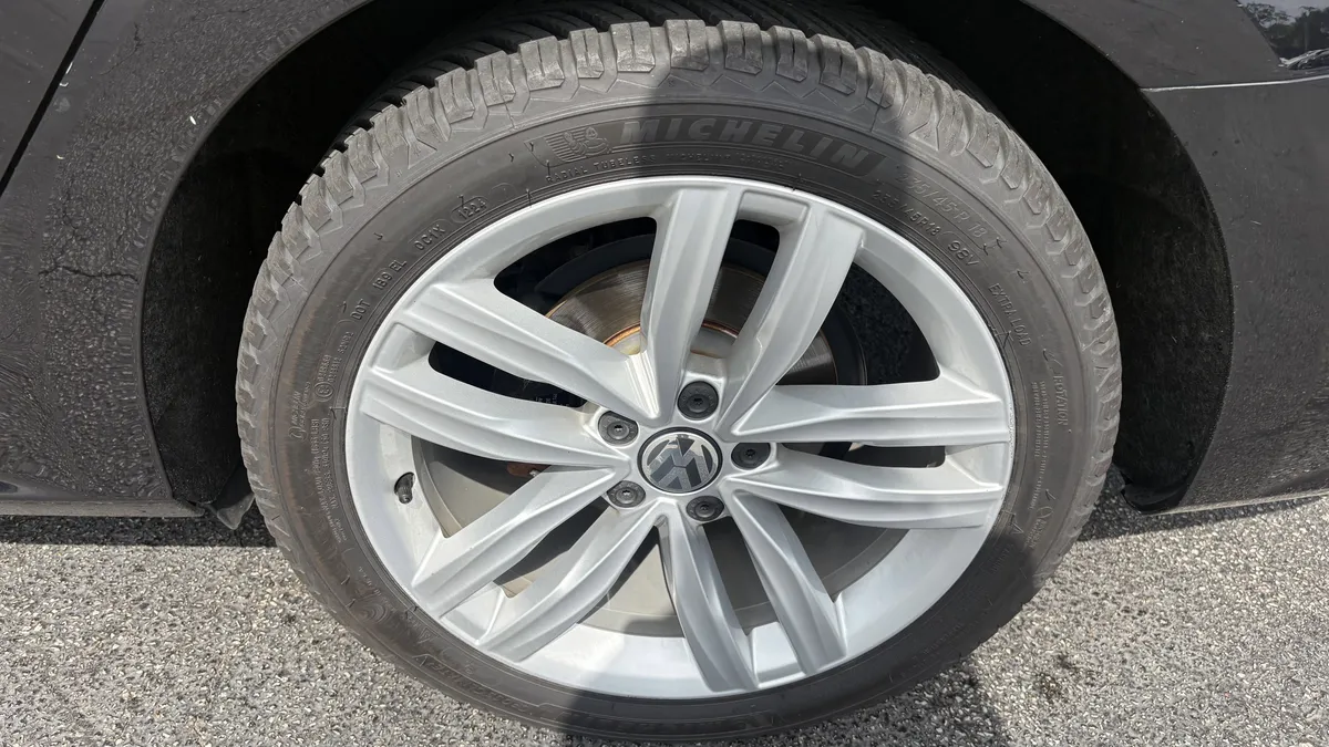 2019 Volkswagen Passat 2.0T Wolfsburg Edition thumbnail 12