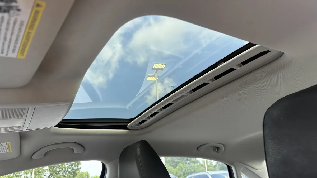 2019 Volkswagen Passat 2.0T Wolfsburg Edition thumbnail 28