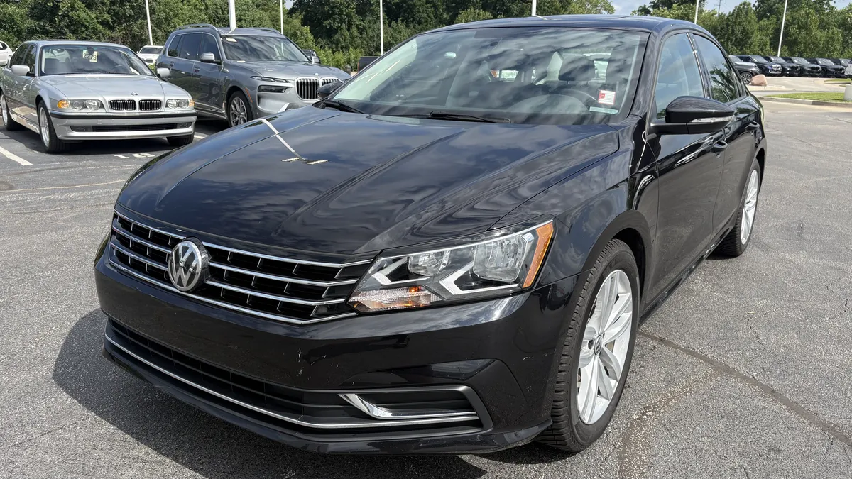 2019 Volkswagen Passat 2.0T Wolfsburg Edition thumbnail 4