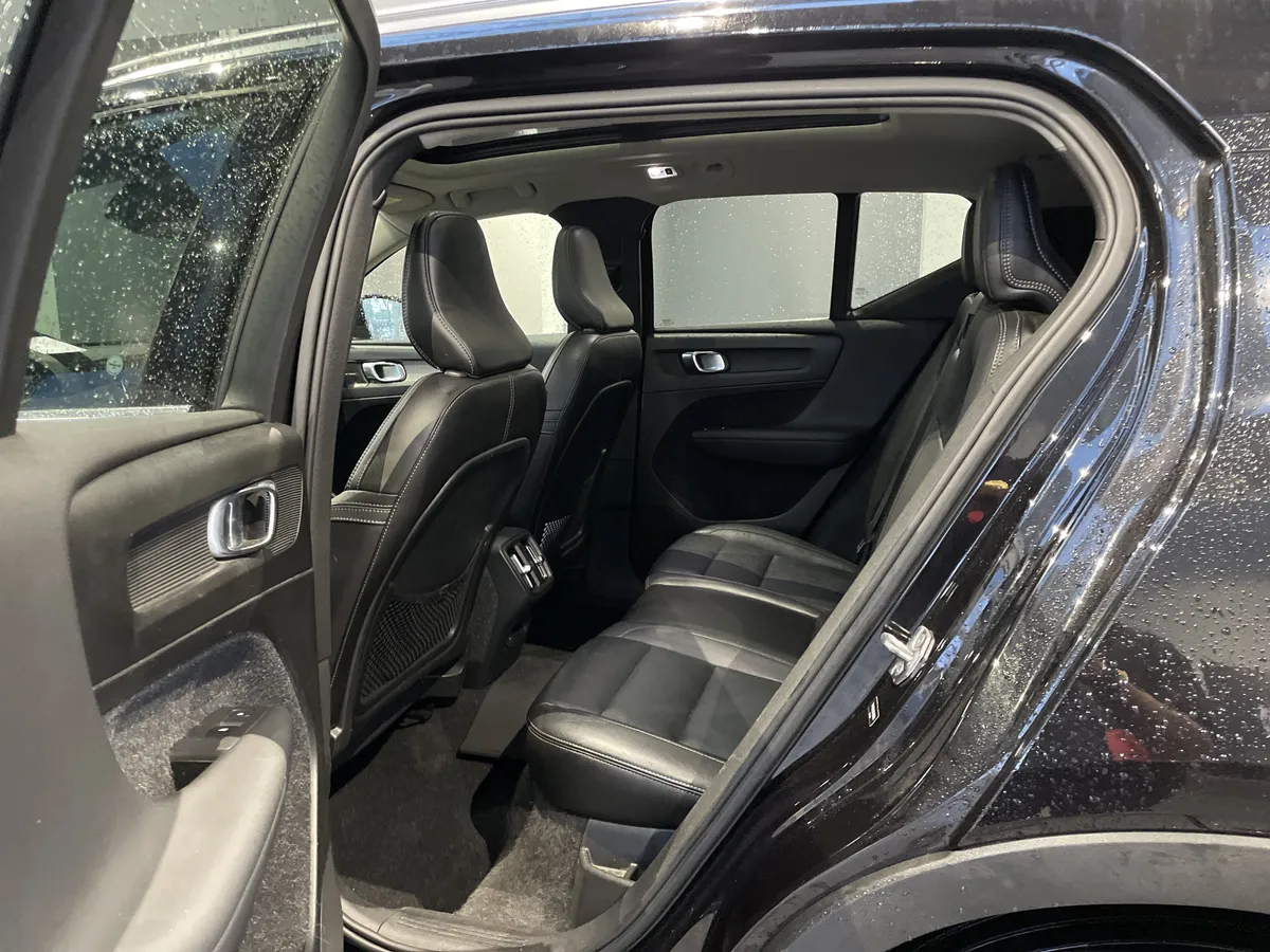 2019 Volvo XC40 Inscription thumbnail 29
