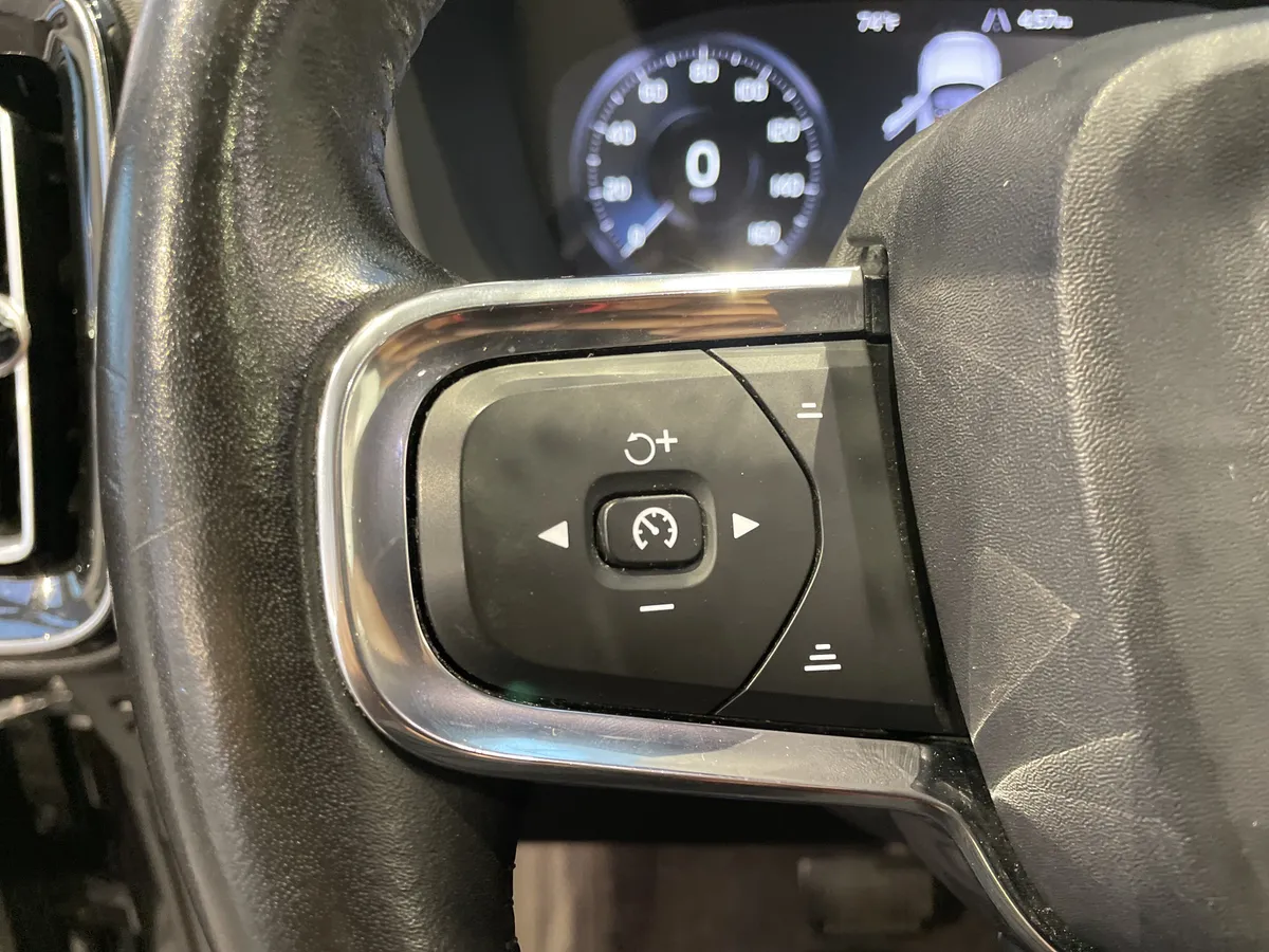 2019 Volvo XC40 Inscription thumbnail 31