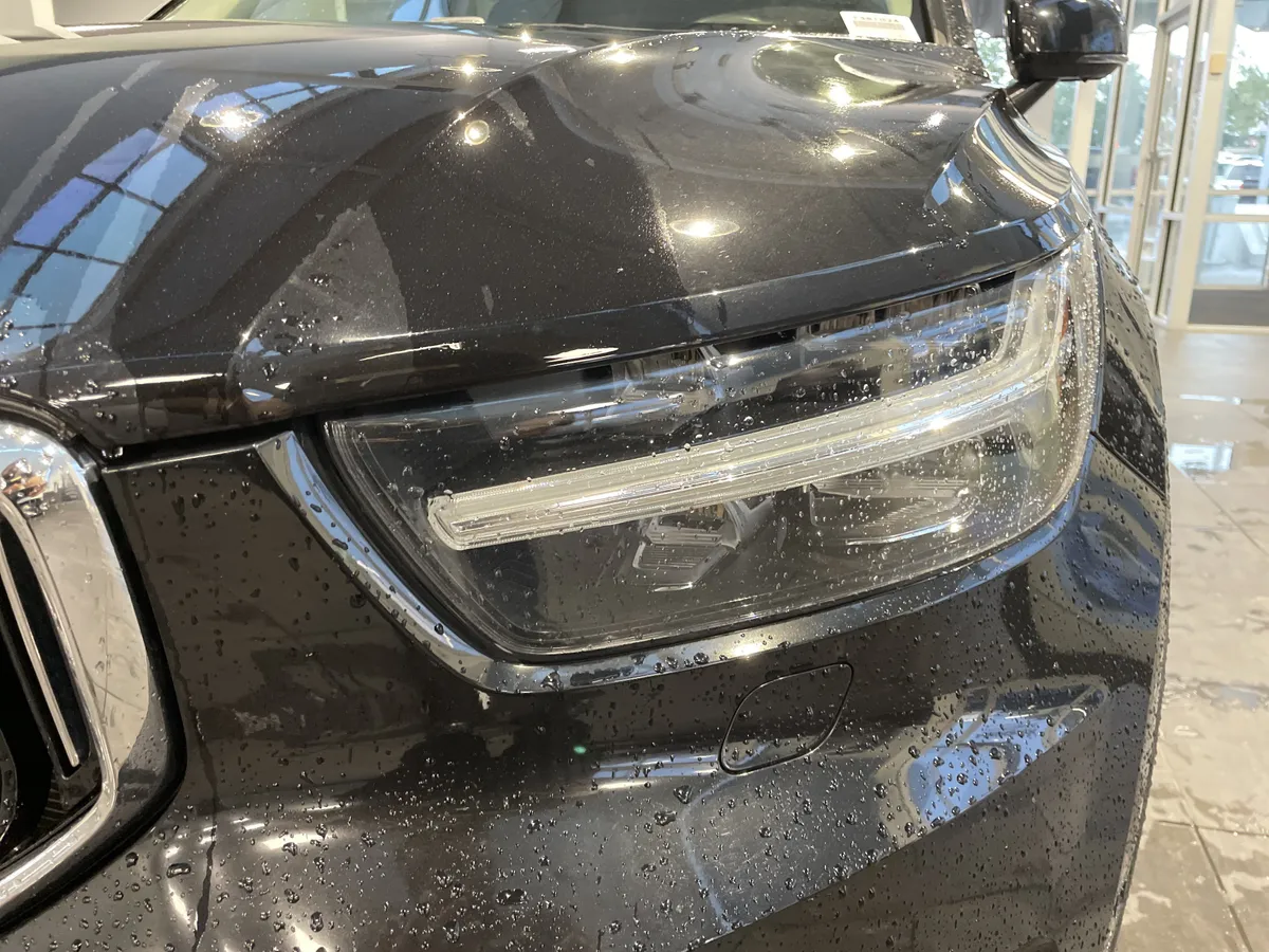 2019 Volvo XC40 Inscription thumbnail 4