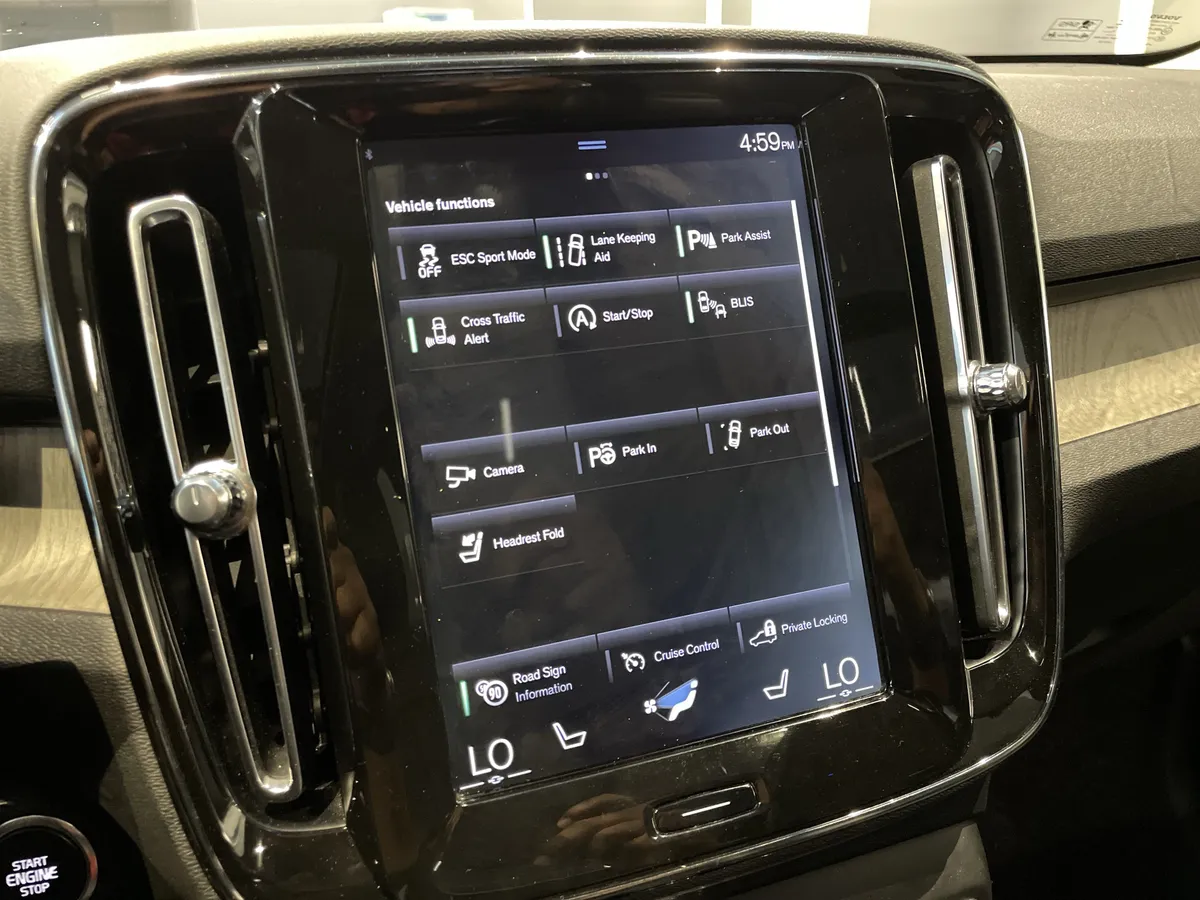 2019 Volvo XC40 Inscription thumbnail 5