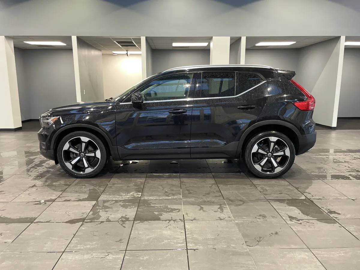 2019 Volvo XC40 Inscription thumbnail 9