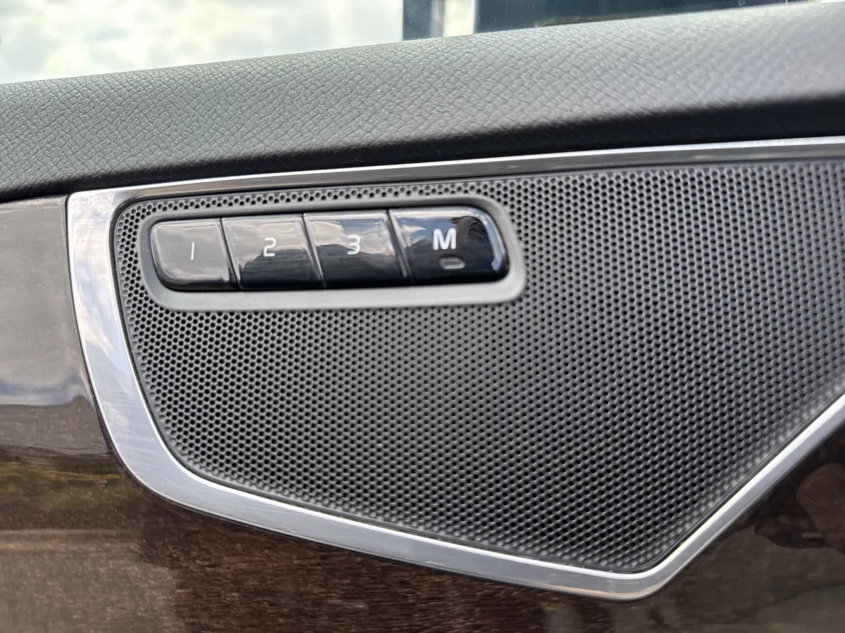2019 Volvo XC90 Momentum thumbnail 14