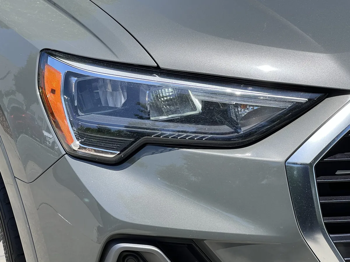2020 Audi Q3 S line Premium thumbnail 10