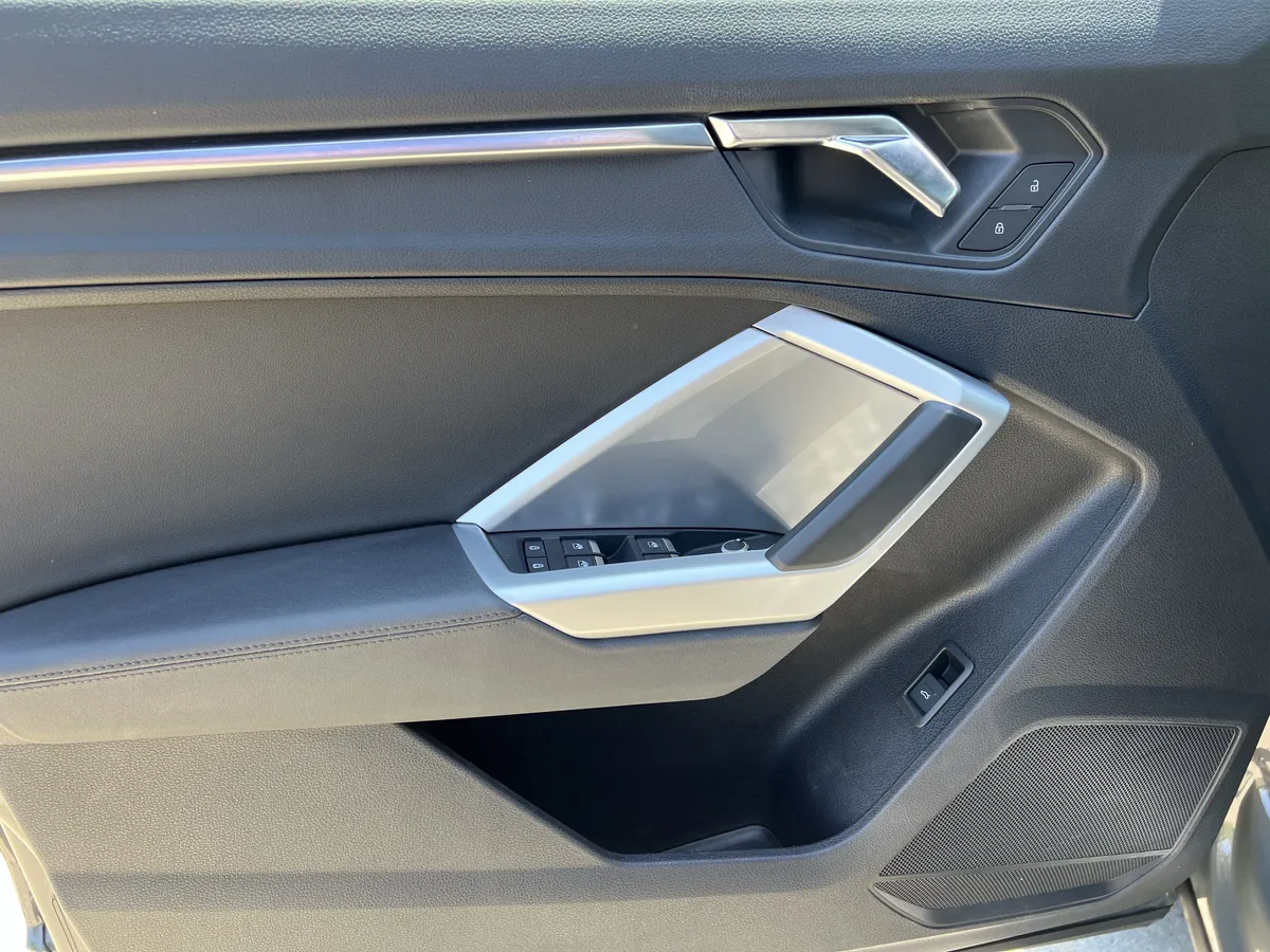 2020 Audi Q3 S line Premium thumbnail 13