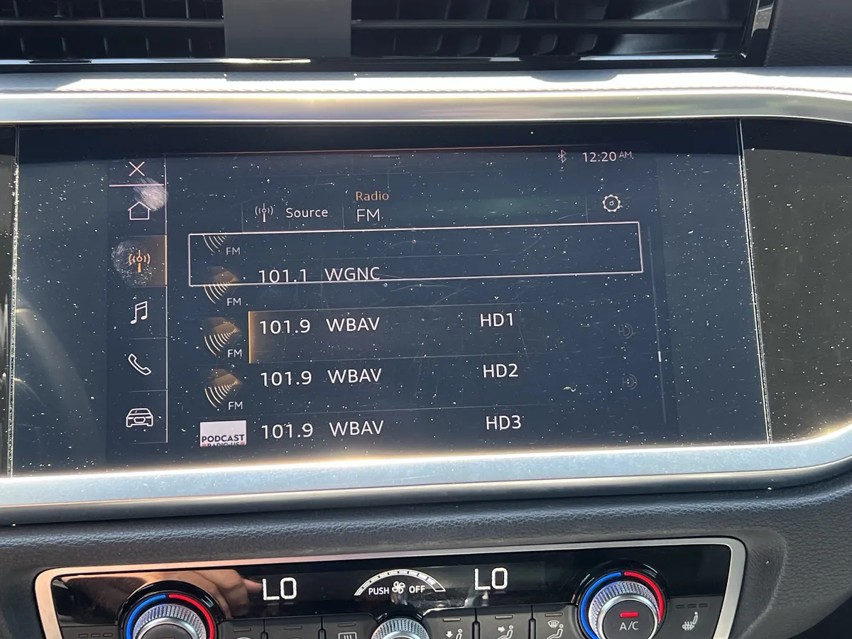 2020 Audi Q3 S line Premium thumbnail 23
