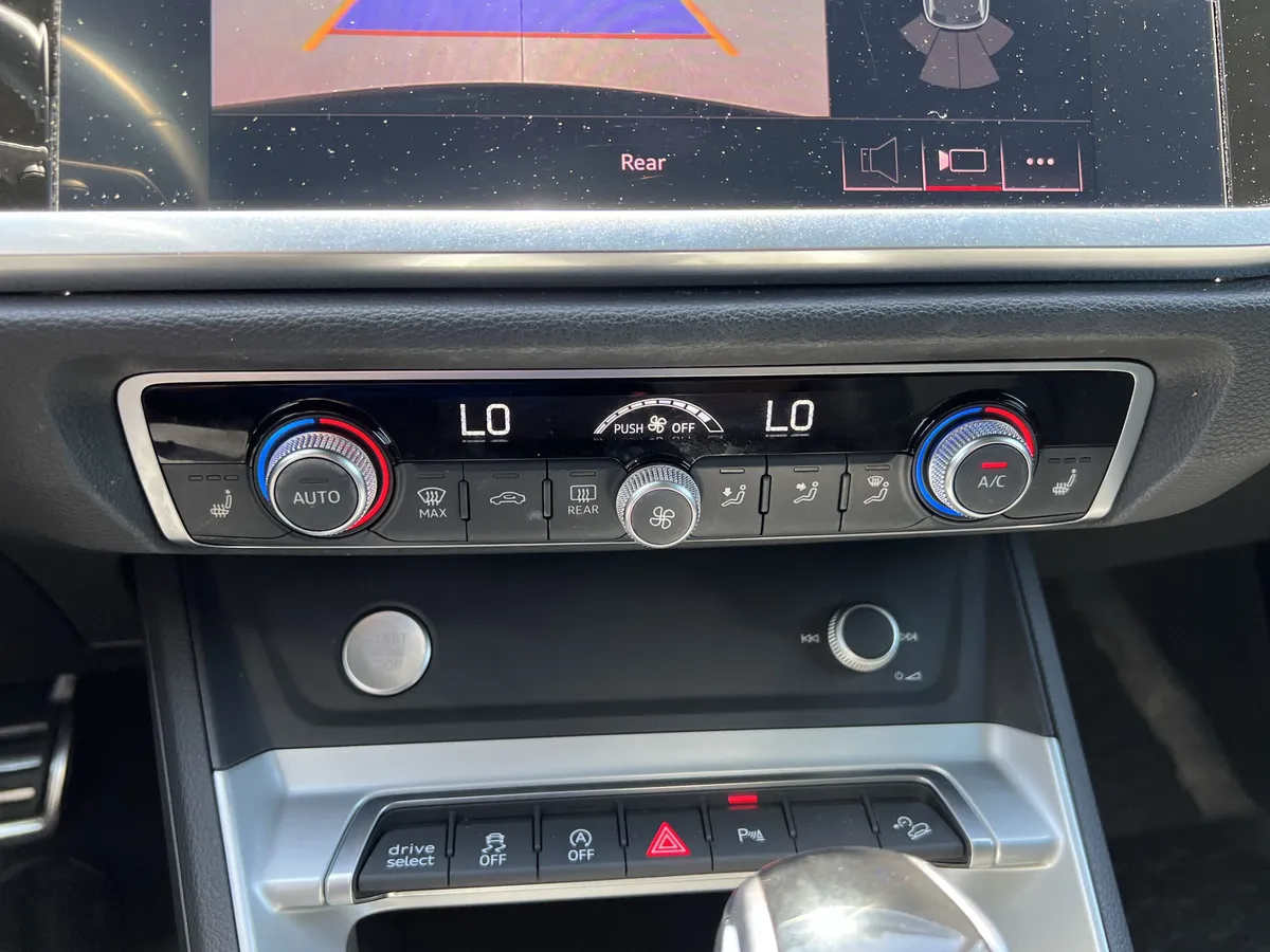 2020 Audi Q3 S line Premium thumbnail 28