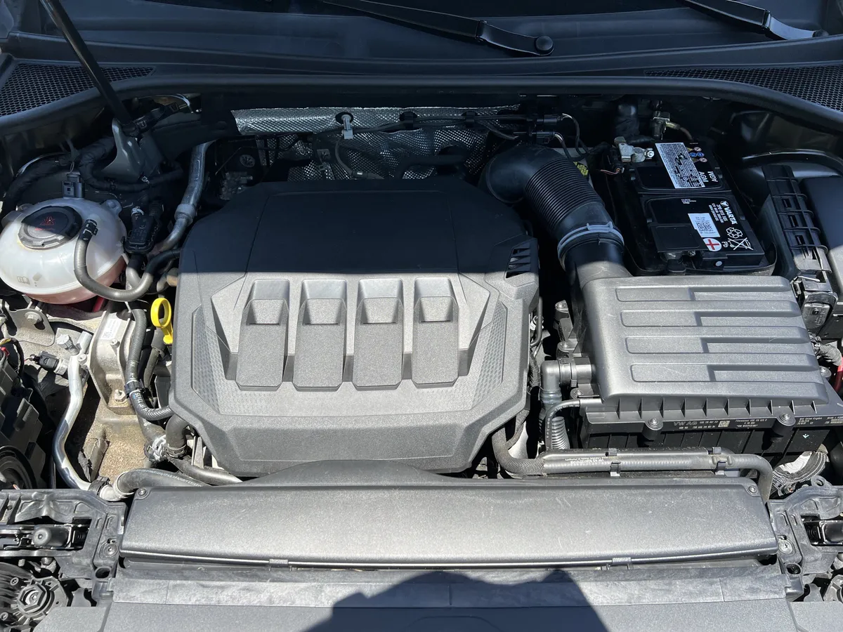 2020 Audi Q3 S line Premium thumbnail 35