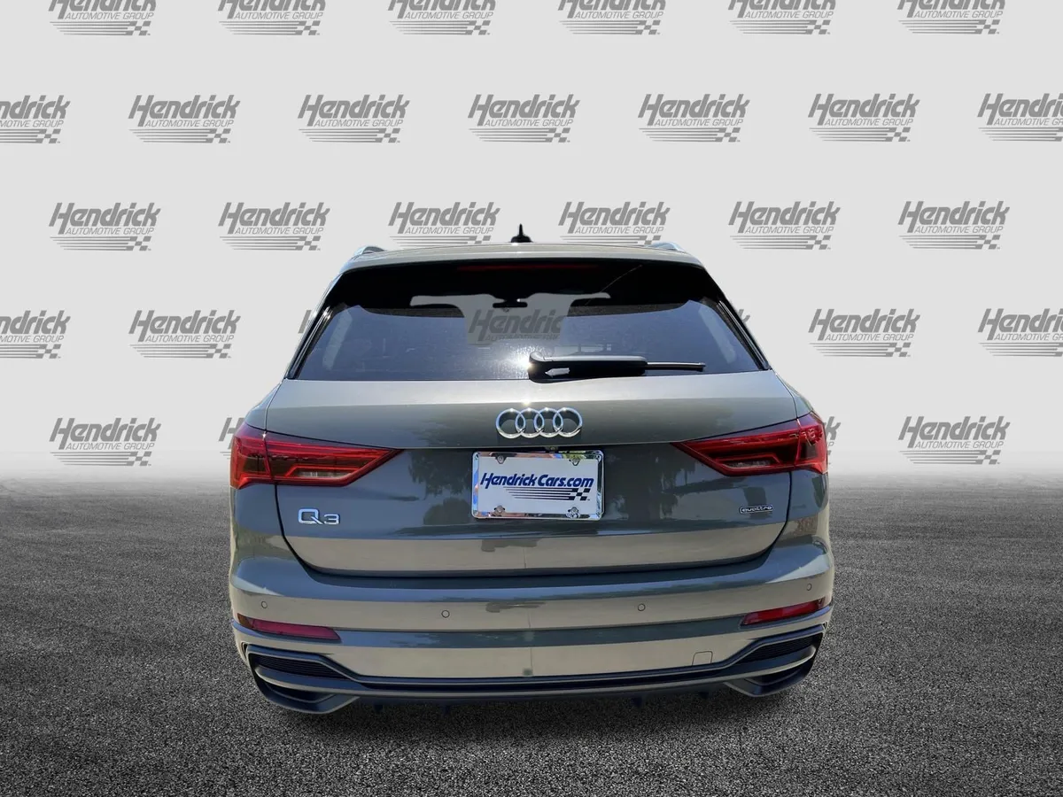 2020 Audi Q3 S line Premium thumbnail 7