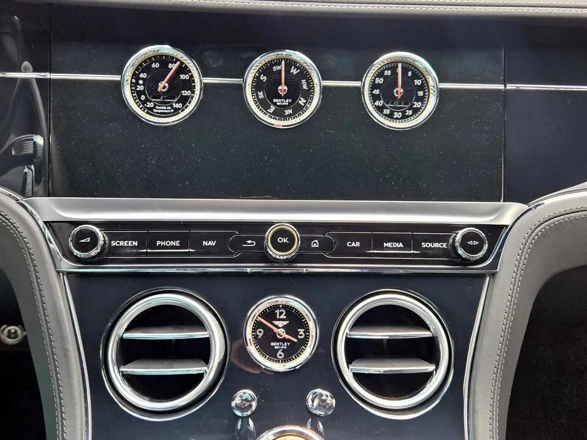 2020 Bentley Continental V8 thumbnail 32