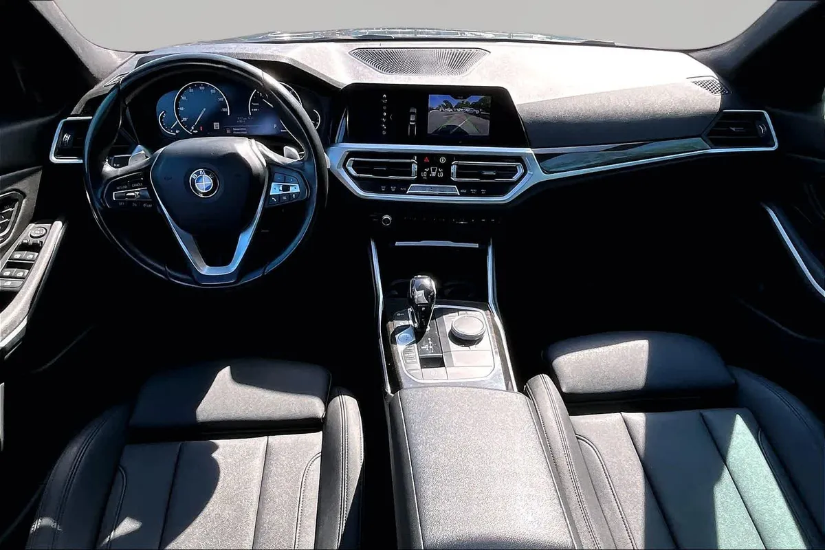 2020 BMW 330i 330i thumbnail 16
