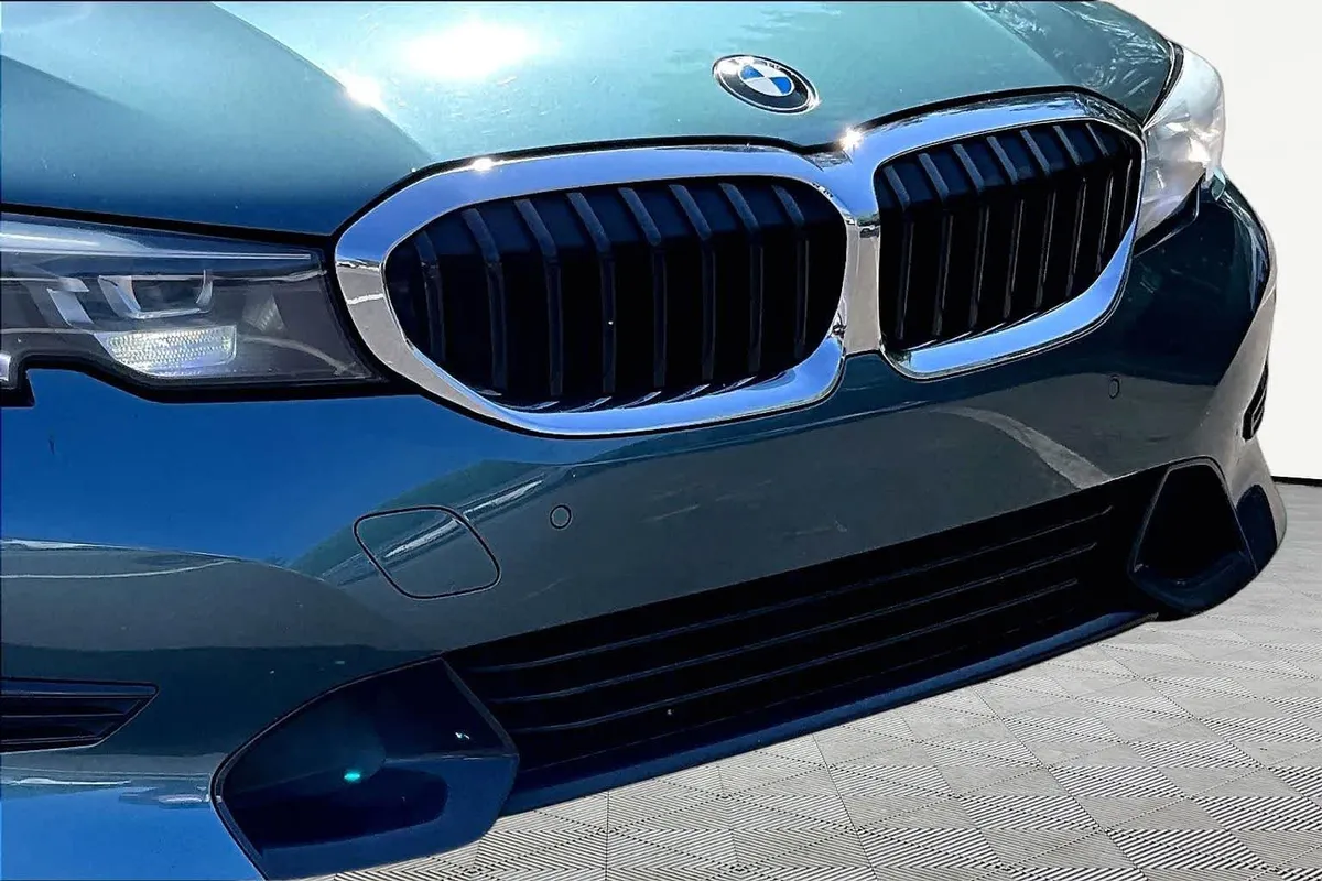 2020 BMW 330i 330i thumbnail 30