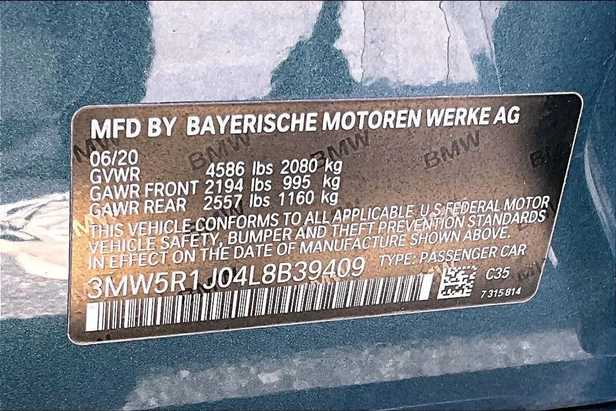 2020 BMW 330i 330i thumbnail 34