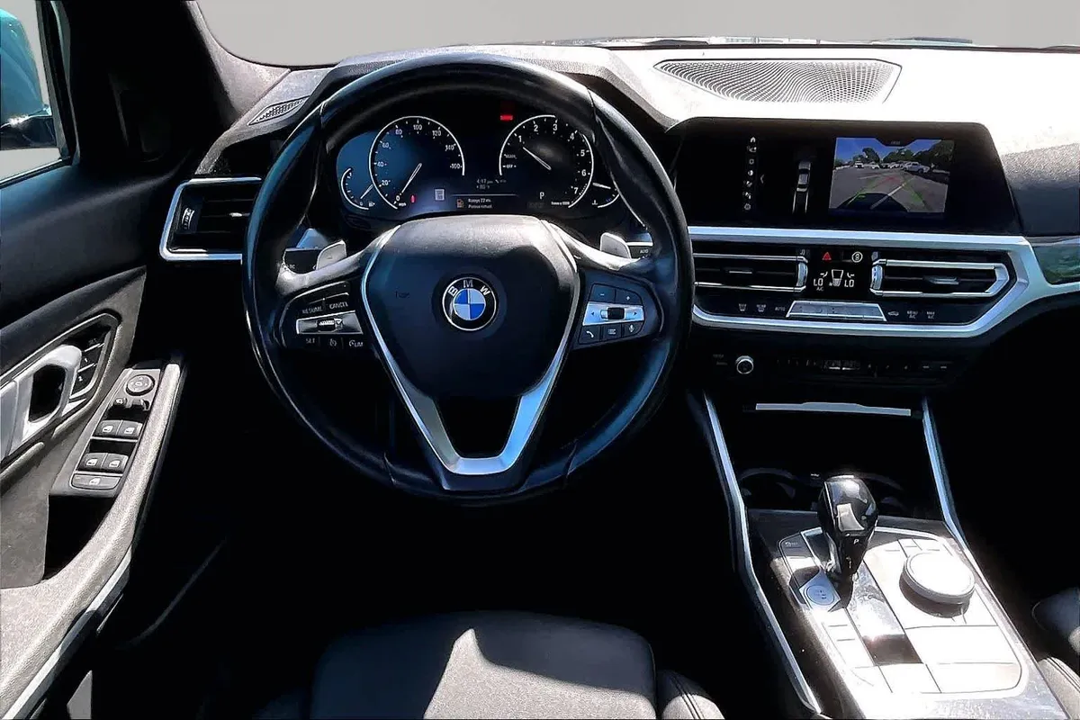 2020 BMW 330i 330i thumbnail 6