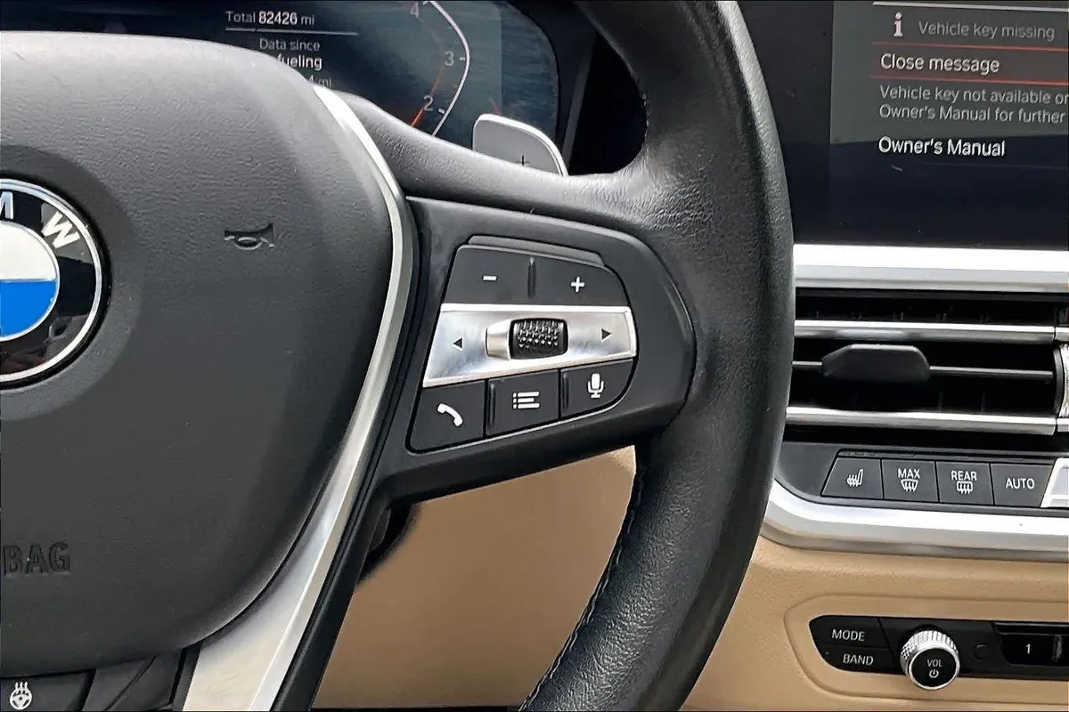 2020 BMW 330i xDrive 330i xDrive thumbnail 25