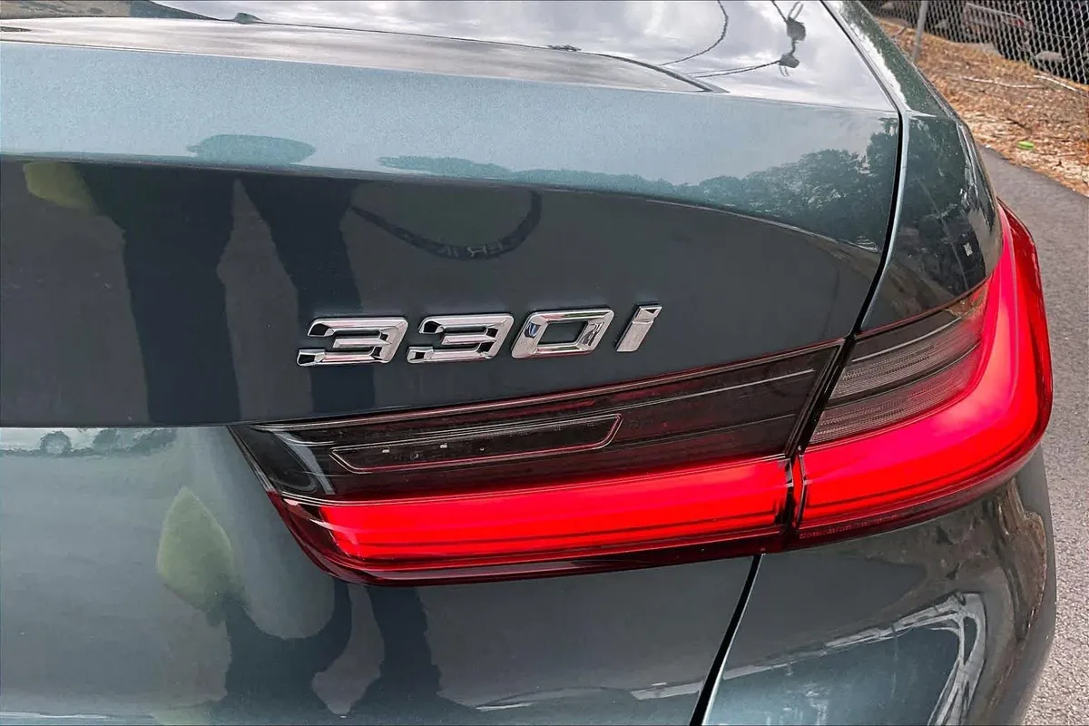 2020 BMW 330i xDrive 330i xDrive thumbnail 31