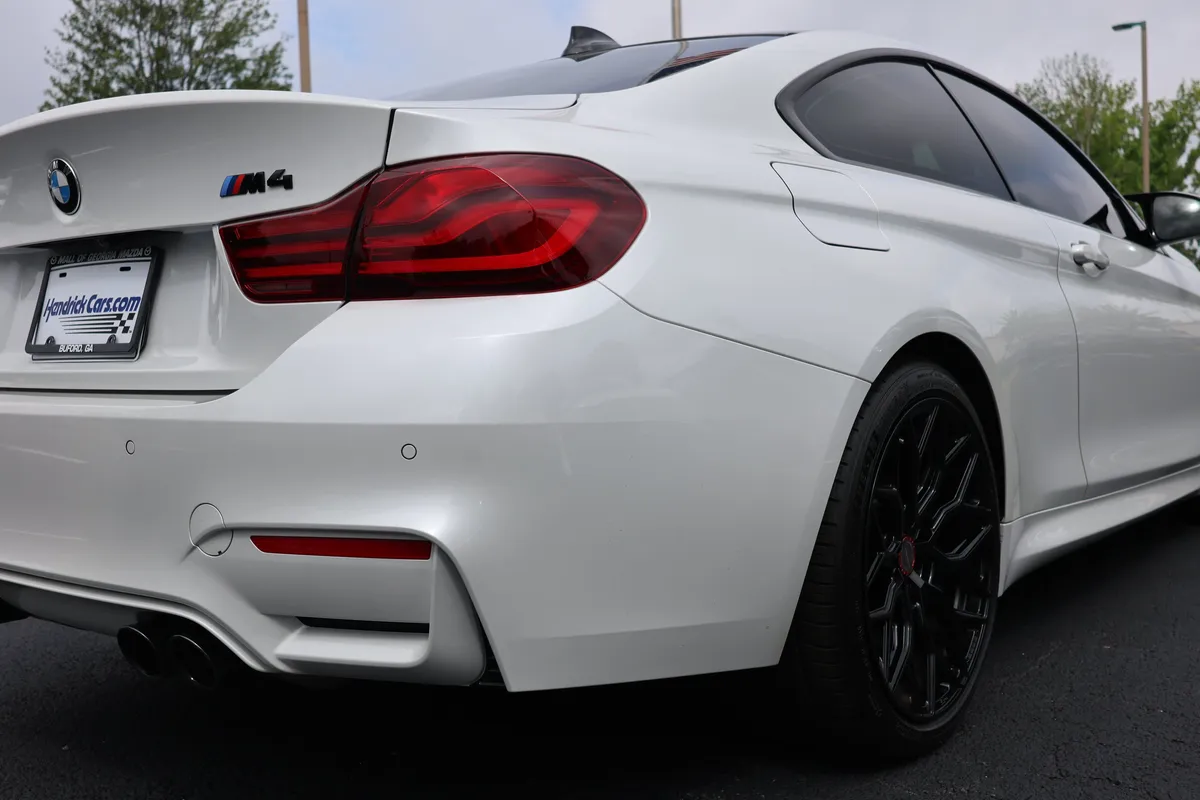2020 BMW M4 thumbnail 30