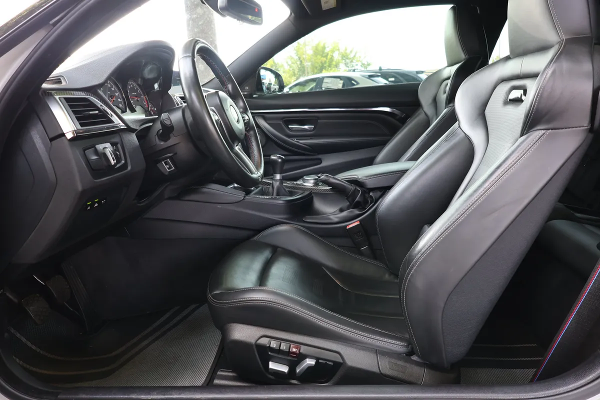 2020 BMW M4 thumbnail 7
