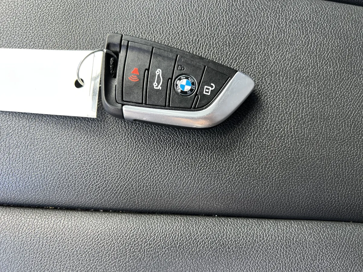 2020 BMW X3 sDrive30i thumbnail 35