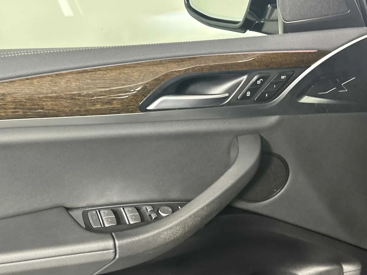 2020 BMW X3 sDrive30i thumbnail 12