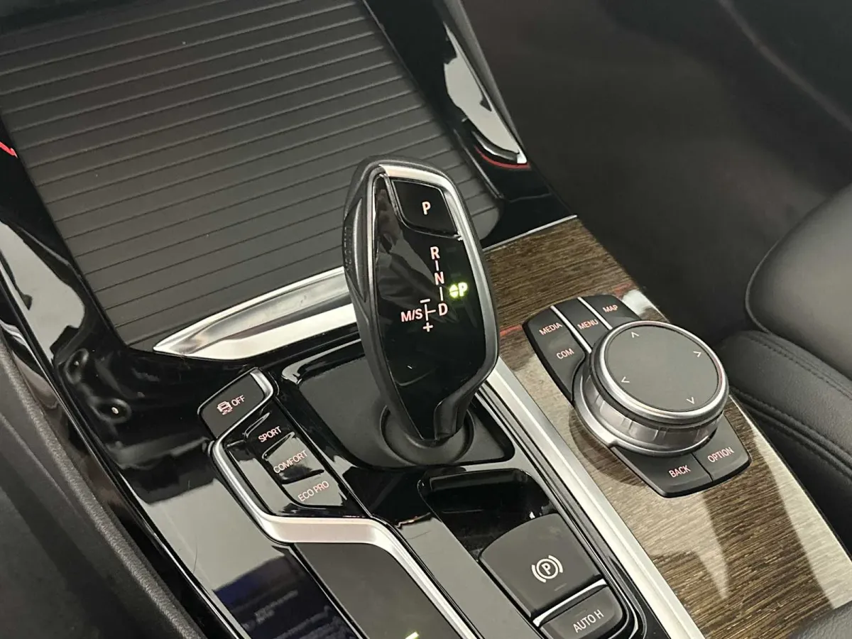 2020 BMW X3 sDrive30i thumbnail 31