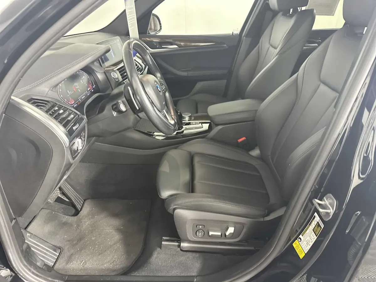 2020 BMW X3 sDrive30i thumbnail 9