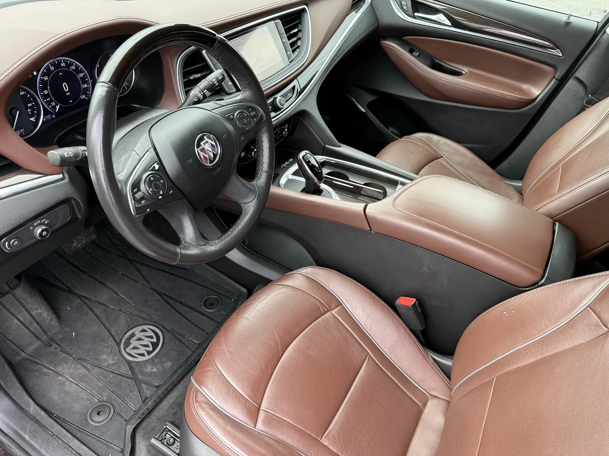 2020 Buick Enclave Avenir thumbnail 10