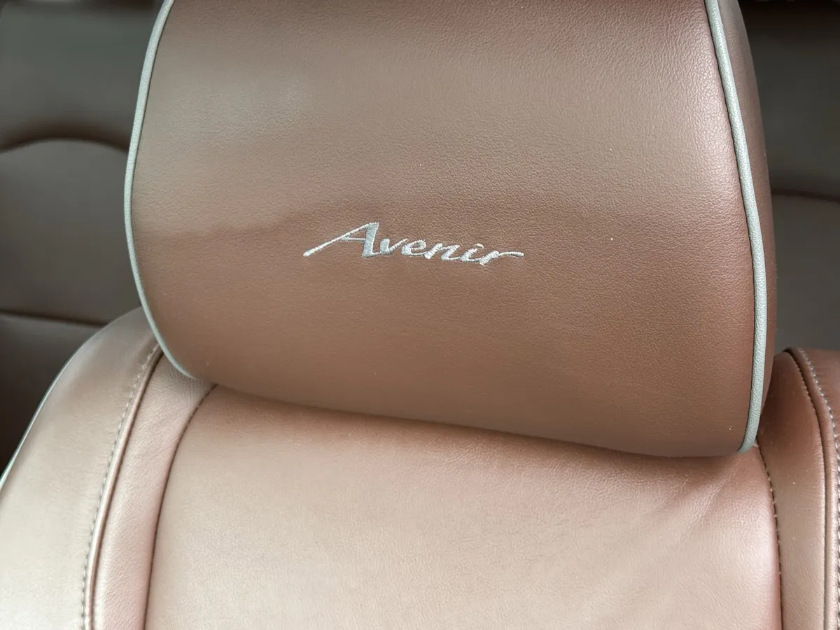 2020 Buick Enclave Avenir thumbnail 13