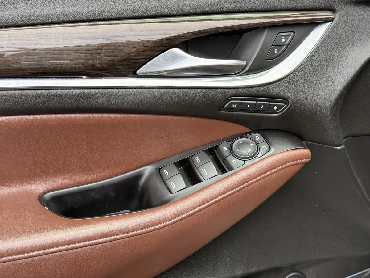 2020 Buick Enclave Avenir thumbnail 16