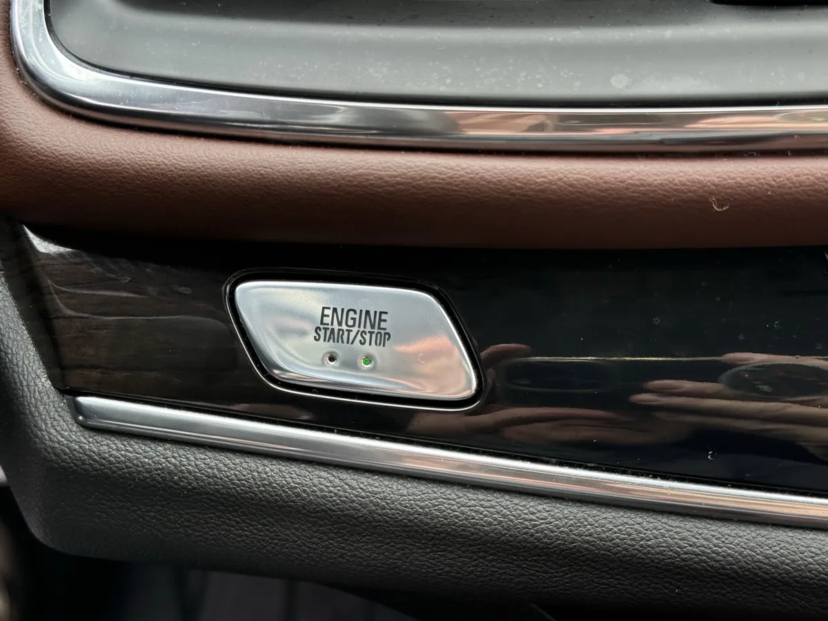 2020 Buick Enclave Avenir thumbnail 25