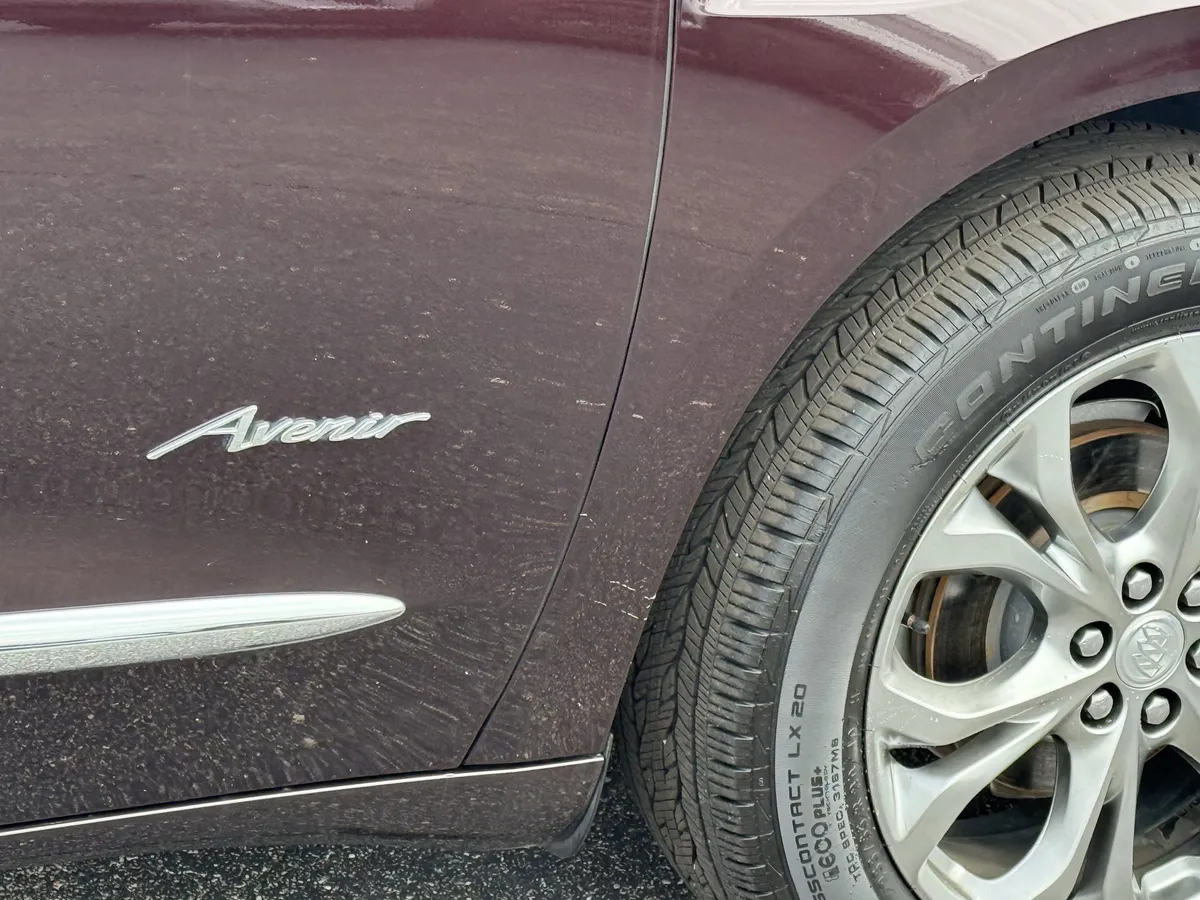 2020 Buick Enclave Avenir thumbnail 5