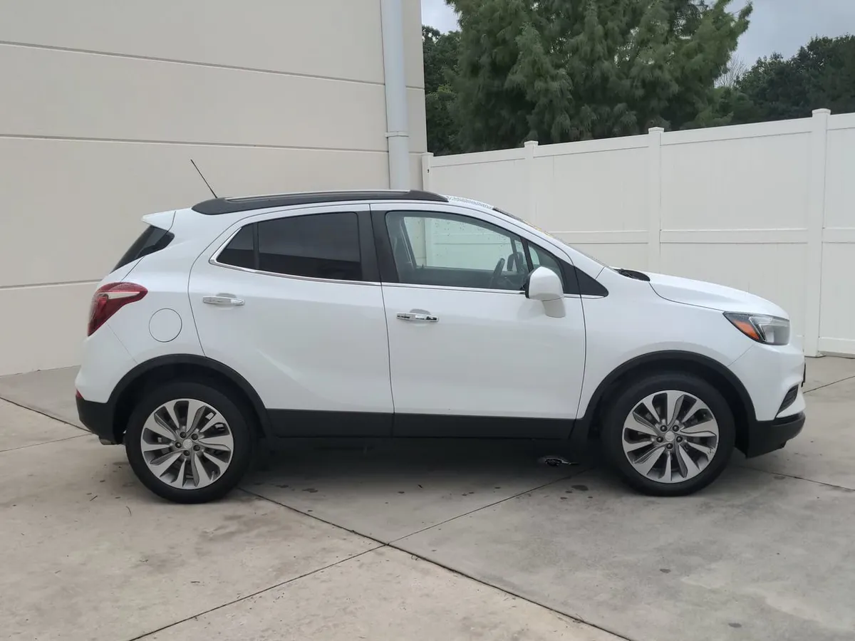 2020 Buick Encore Preferred thumbnail 10
