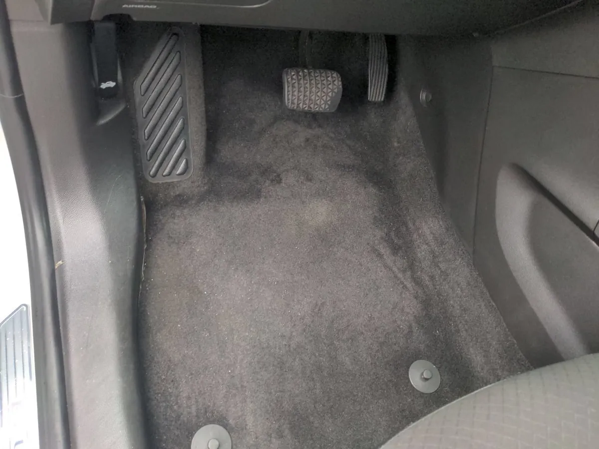 2020 Buick Encore Preferred thumbnail 16