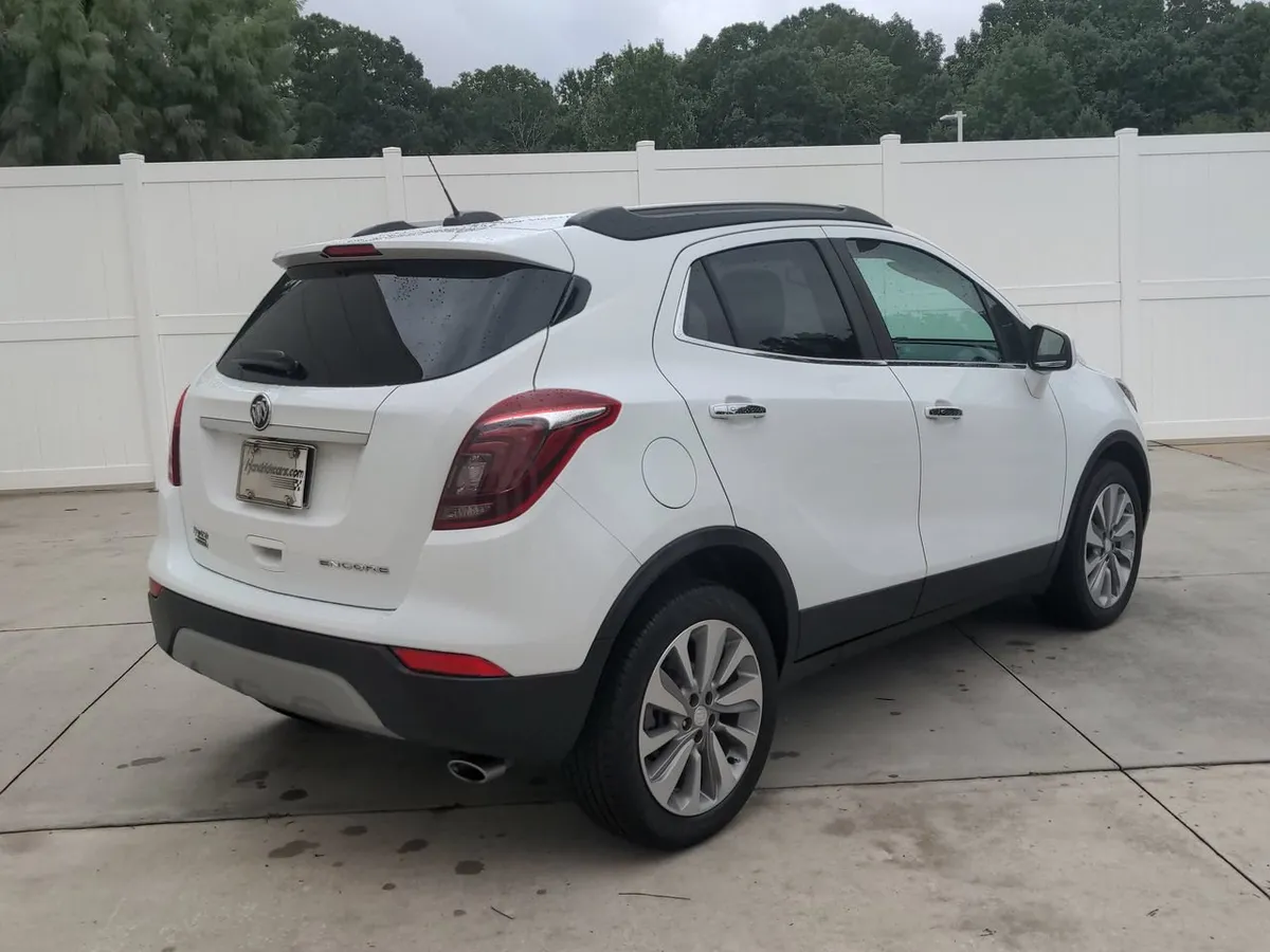 2020 Buick Encore Preferred thumbnail 9