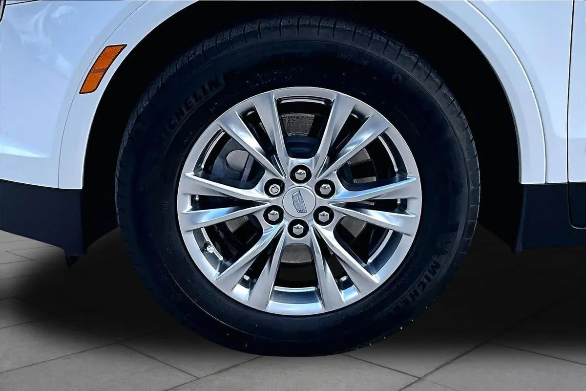 2020 Cadillac XT5 Premium Luxury FWD thumbnail 11